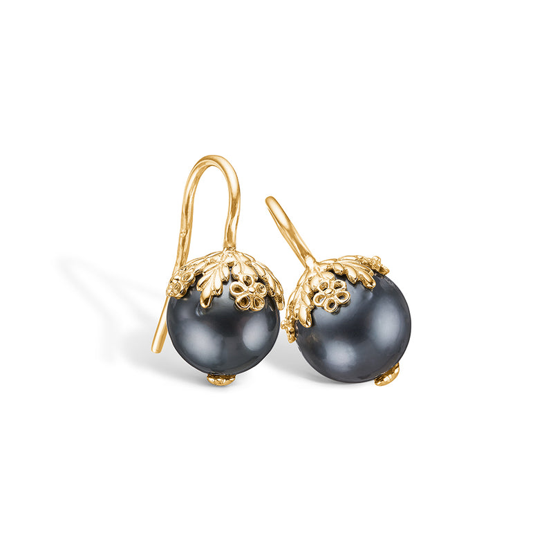 14 kt gold earring with black Tahitian pearl