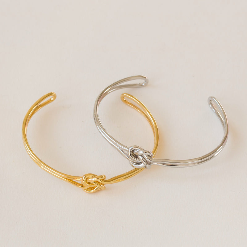 Infinity armring i rhodineret sølv