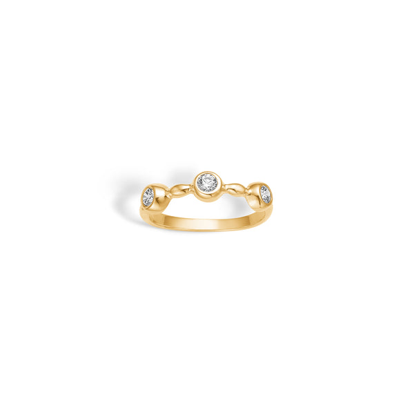 Sweet 9 kt gold ring with sparkling cubic zirconia