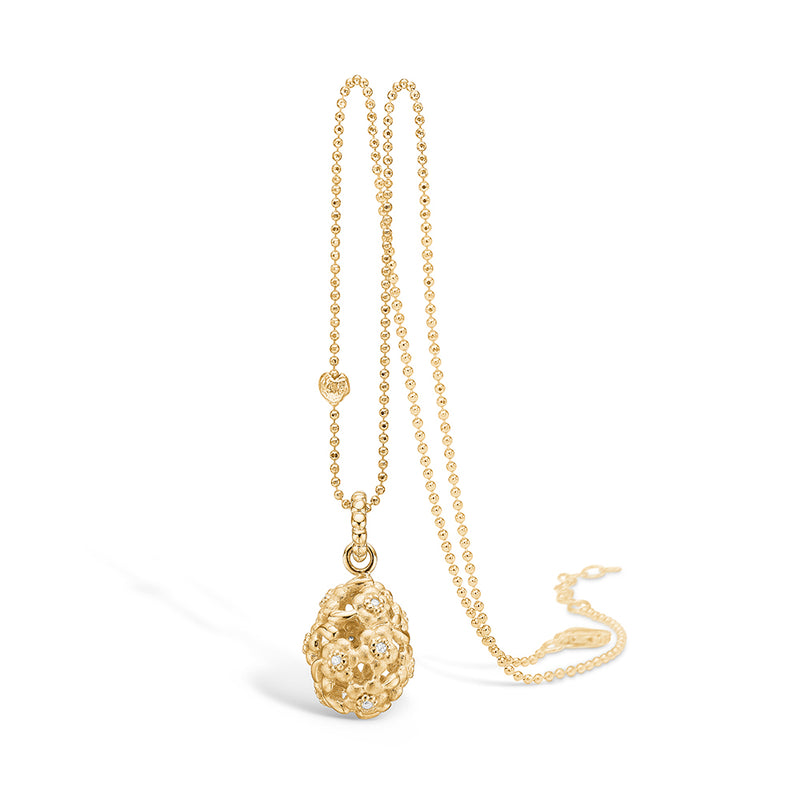 Smuk 14 kt guld halskæde med dråbeformet vedhæng af blomster, hvor der er i sat 12 diamanter