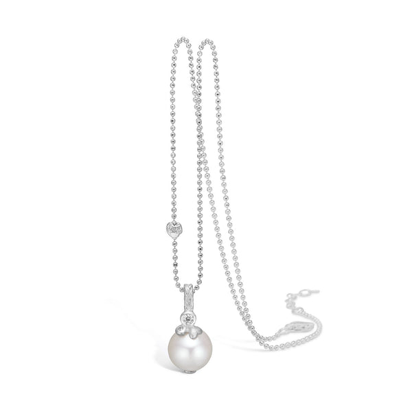 Rhodium-plated sterling silver necklace with freshwater pearl