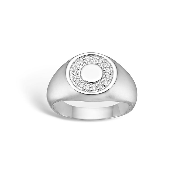 Sterling silver ring with cubic zirconia circle