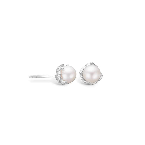 Sterling silver earrings with freshwater pearl surrounded by pattern - 10 mm pearl