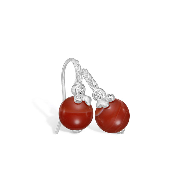 Rhodium-plated sterling silver earring with carnelian