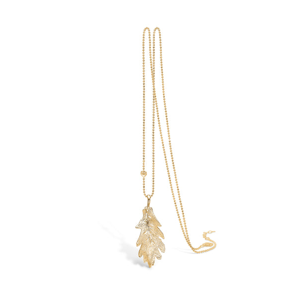 Gold-plated silver necklace with matte oak leaf