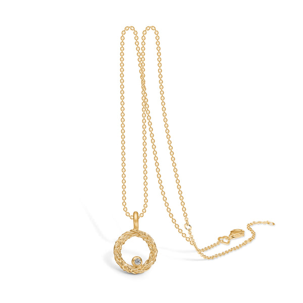 Gold-plated silver necklace with matte braided wreath and a cubic zirconia