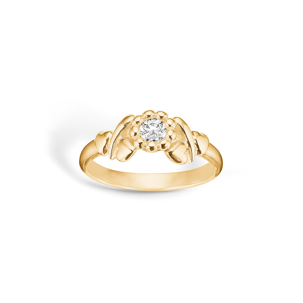 Gold-plated silver finger ring with cubic zirconia and hearts