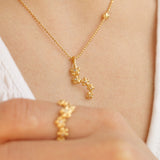 Beautiful gold-plated silver necklace with flower vine and cubic zirconia