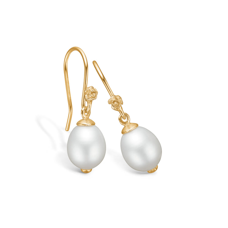 Gold-plated silver earring with freshwater pearl and small rose
