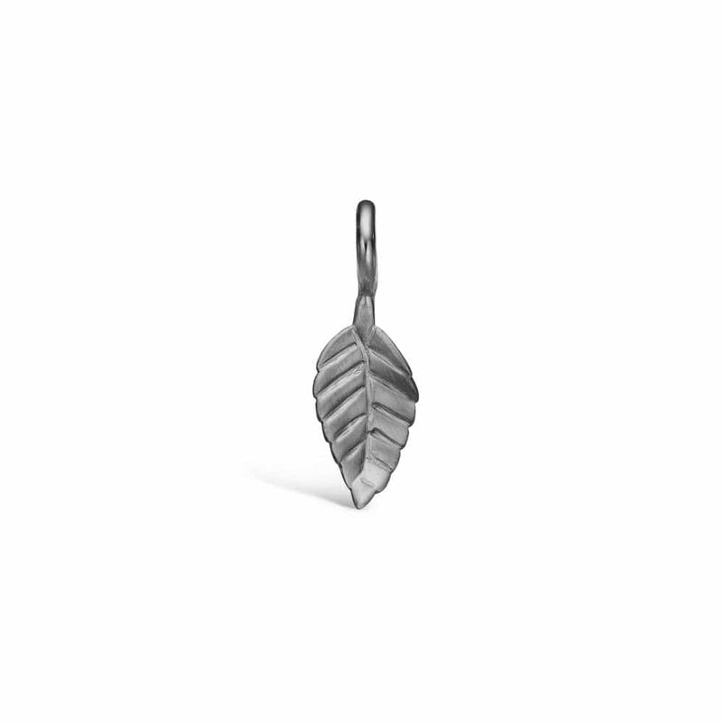 Black rhodium-plated silver pendant with matte leaf