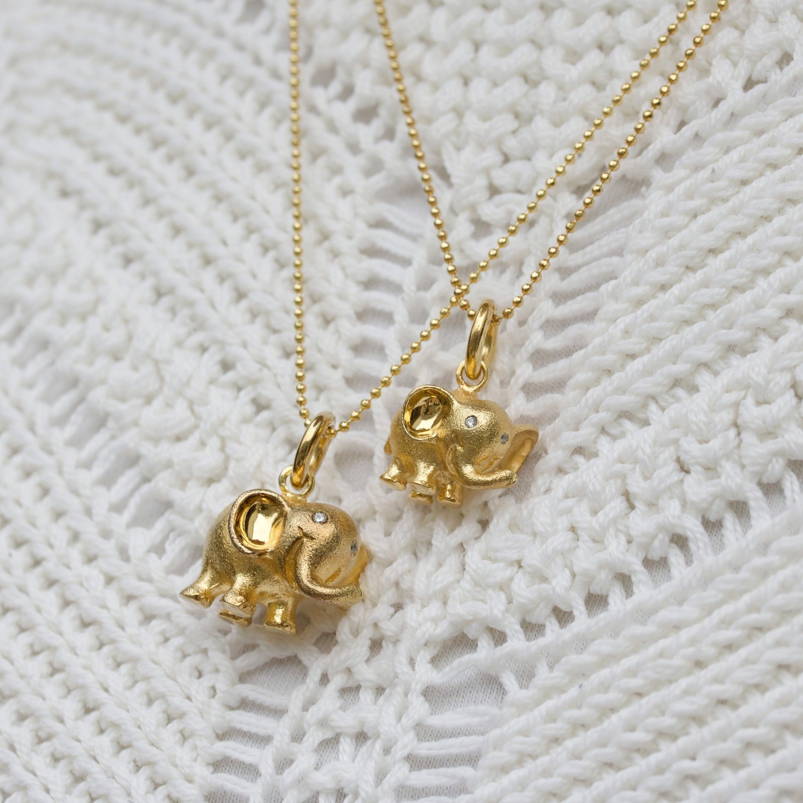 Gold-plated sterling silver necklace with small elephant – Blossom