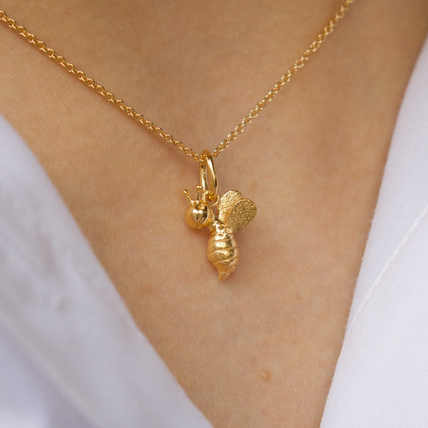 Gold-plated sterling silver necklace with dear little bee