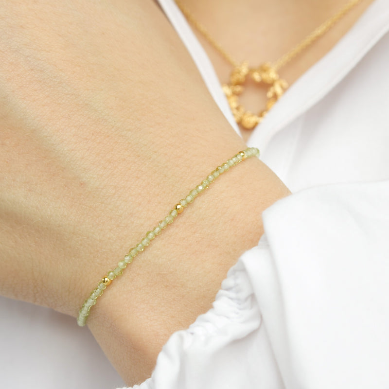 Gold-plated sterling silver stone bracelet with peridot